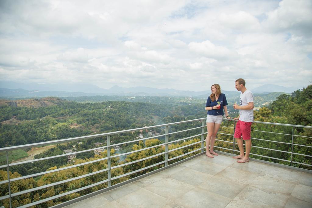 Sky Pavilion Villa Kandy Exterior photo